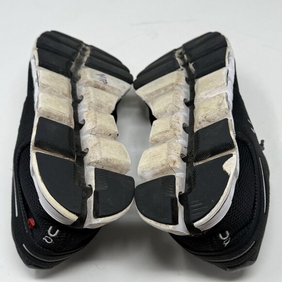 On Cloud 5 Running Shoes Womens 9 Black Mesh Lightweight Sneakers - Picture 13 of 16